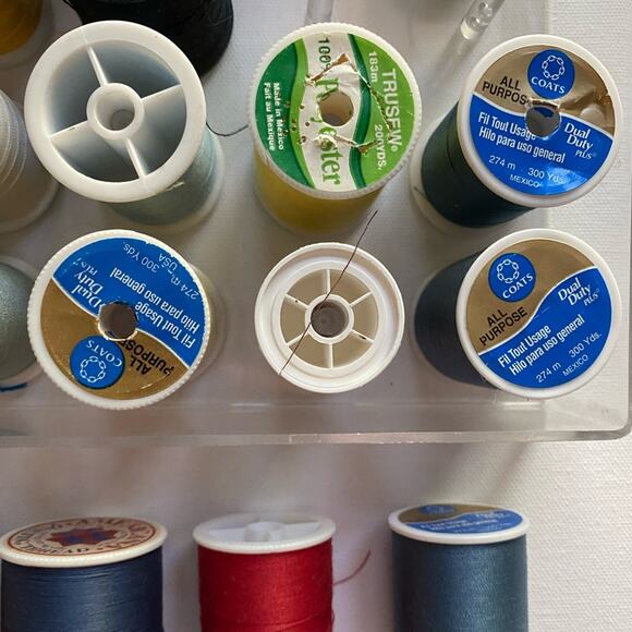 Karapenn Polyester Cotton Thread 40 Spools Multicolour - Picture 4 of 5